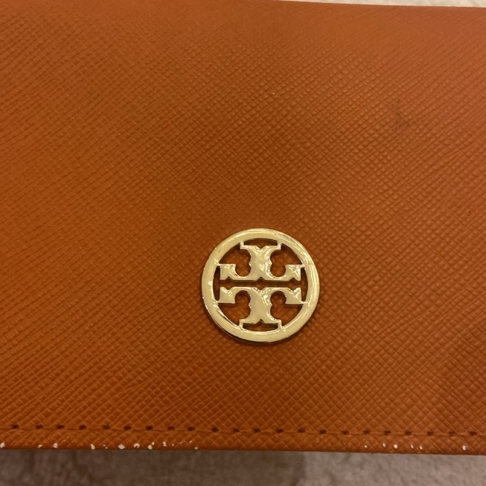 Tory Burch Orange glass case - Picture 4 of 5